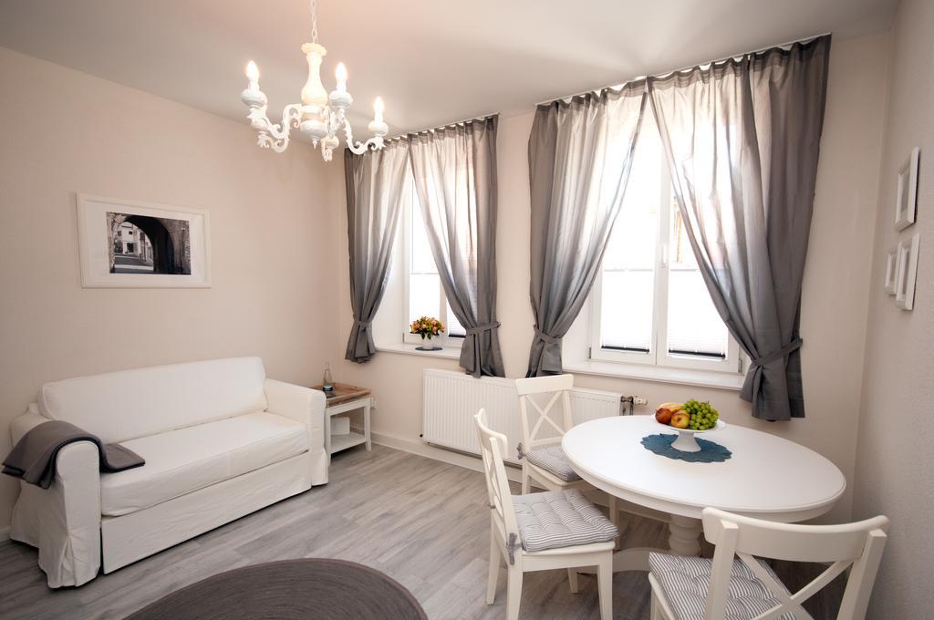 Baerengasse Apartments Фрайнсхайм Стая снимка